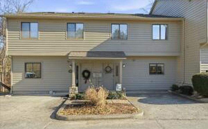 Pictures of Special Purpose property located at 219 Shoreline Marina CIR 122, Moneta, VA 24121 for sales - image #1