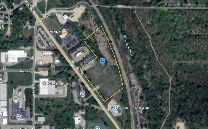 Pictures of Land property located at 409 W Carleton Road, Hillsdale, MI 49242 for sales - image #1
