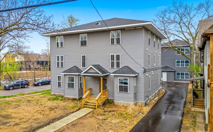 Pictures of Multifamily property located at 814 6th St SE, Minneapolis, MN 55414 for sales - image #1