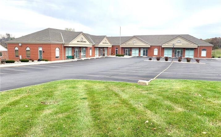 Pictures of Office property located at 3904 Beck Rd, Saint Joseph, MO 64506 for sales - image #1