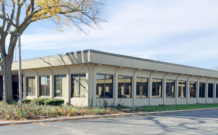 Pictures of Office, Industrial property located at 1400 S Wolf Road, Wheeling, IL 60090 for sales - image #1
