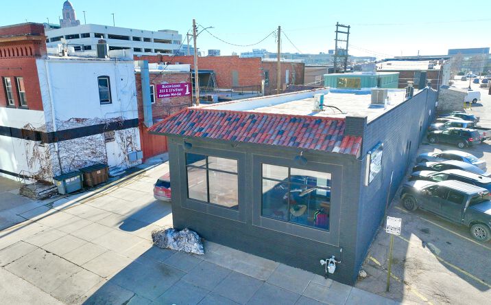 Pictures of Industrial property located at 1029 M St, Lincoln, NE 68508 for sales - image #1