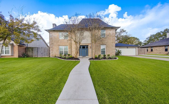 Pictures of Hospitality, Mixed Use, Special Purpose property located at 303 Old Bayou Drive, Dickinson, Texas, 77539, Dickinson, TX 77539 for sales - image #1