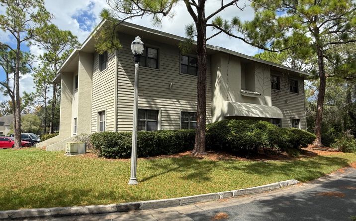 Pictures of Office property located at 2841 Executive Dr., Clearwater, FL 33762 for sales - image #1