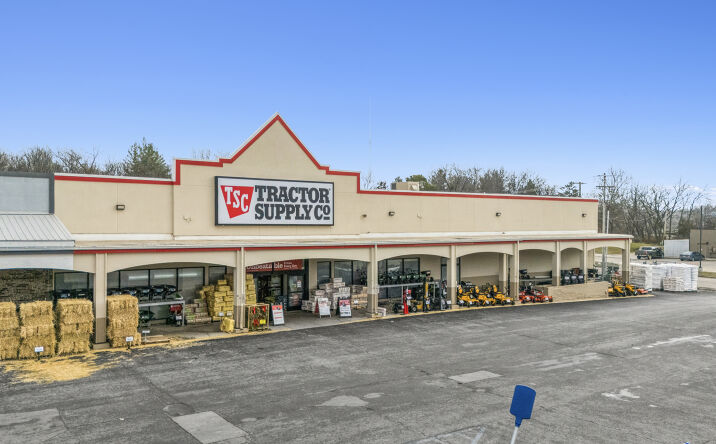 Pictures of Retail property located at 1700 N Baltimore St, Kirksville, MO 63501 for sales - image #1