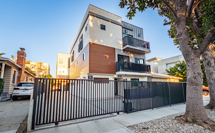 Pictures of Multifamily property located at 1840 Stoner Ave, Los Angeles, CA 90025 for sales - image #1