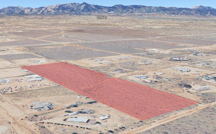 Pictures of Land property located at Begonia Rd, Phelan, CA 92371 for sales - image #1