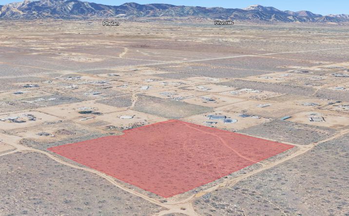 Pictures of Land property located at Middleton Ave, Phelan, CA 92371 for sales - image #1