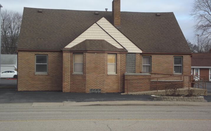 Pictures of Office property located at 2824 S MACARTHUR Boulevard, Springfield, IL 62704 for sales - image #1