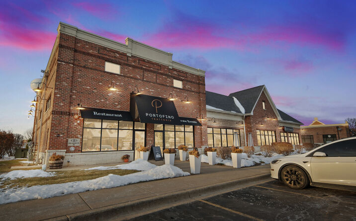 Pictures of Retail property located at 40W188 Campton Crossings Drive, St. Charles, IL 60175 for sales - image #1