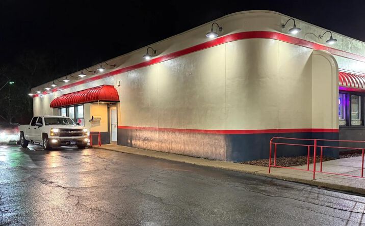 Pictures of Business for Sale, Retail property located at 4837 Mahoning Avenue, Austintown, OH 44515 for sales - image #1