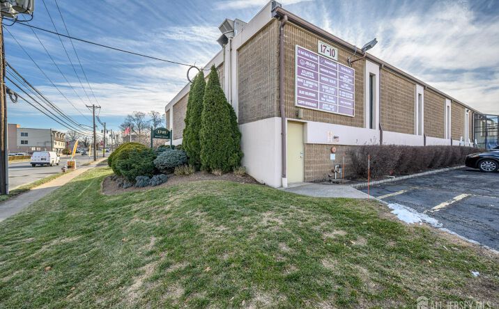 Pictures of Land property located at 17 River Road # 3B, Fair Lawn, NJ 07410 for sales - image #1