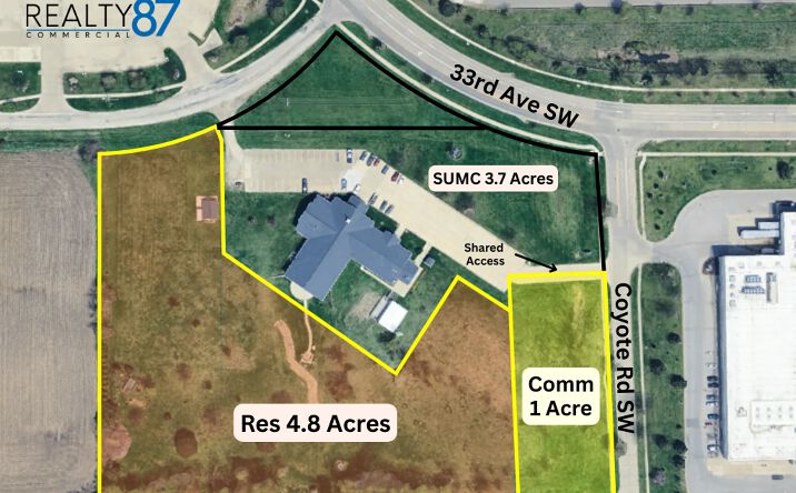 Pictures of Land property located at 3715 33rd Ave SW, Cedar Rapids, IA 52404 for sales - image #1