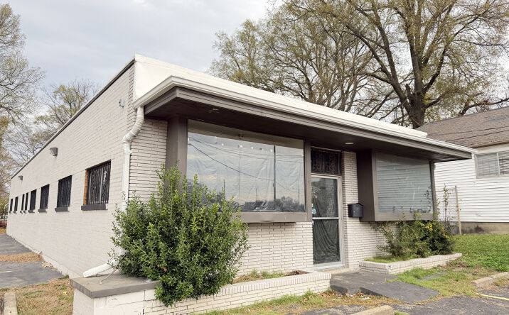 Pictures of Office, Retail property located at 2390 Lamar Ave, Memphis, TN 38114 for sales - image #1