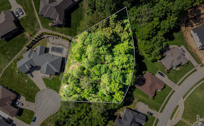 Pictures of Land property located at 4101 Smarty Jones Dr, Louisville, KY 40214 for sales - image #1