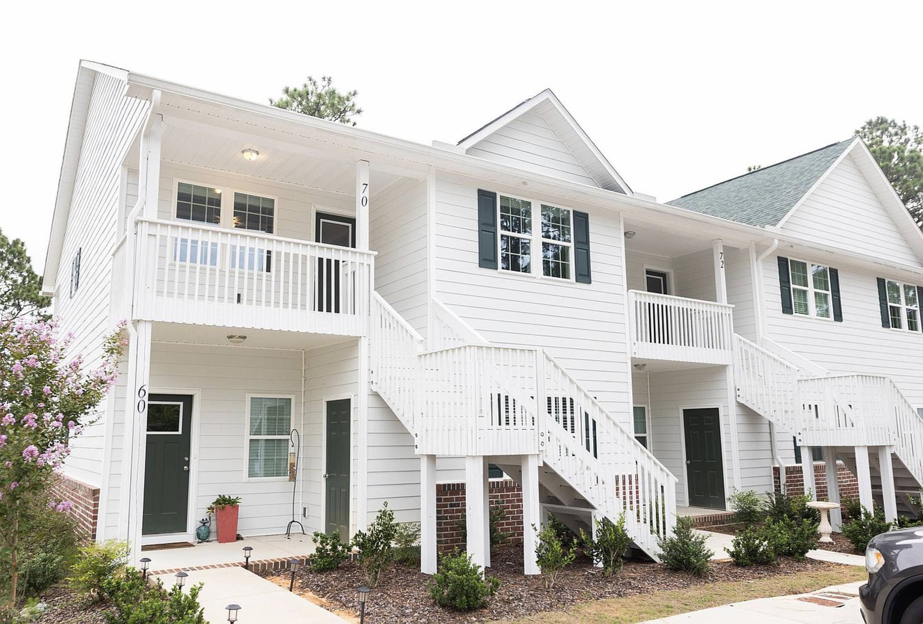 74 Knoll Rd  