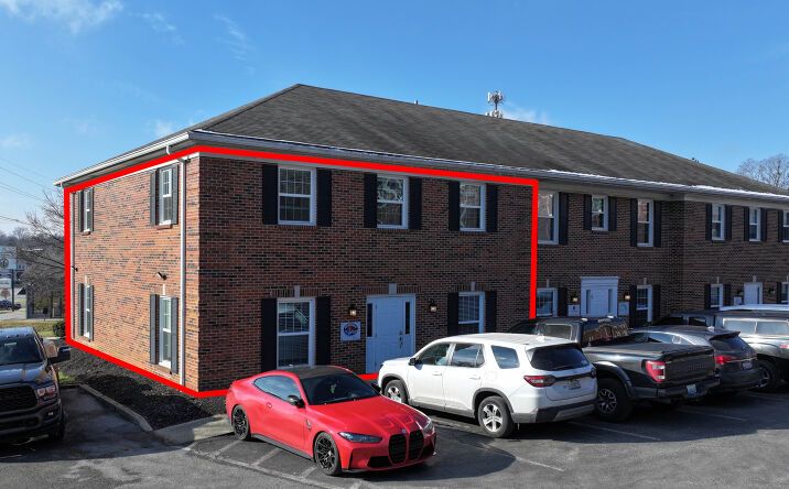 Pictures of Office property located at 11603 Shelbyville Rd, Louisville, KY 40243 for sales - image #1