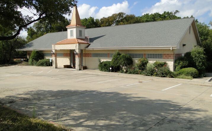 Pictures of Land, Mixed Use, Office, Retail, Special Purpose property located at 1331 S Cockrell Hill Rd, Duncanville, TX 75137 for sales - image #1