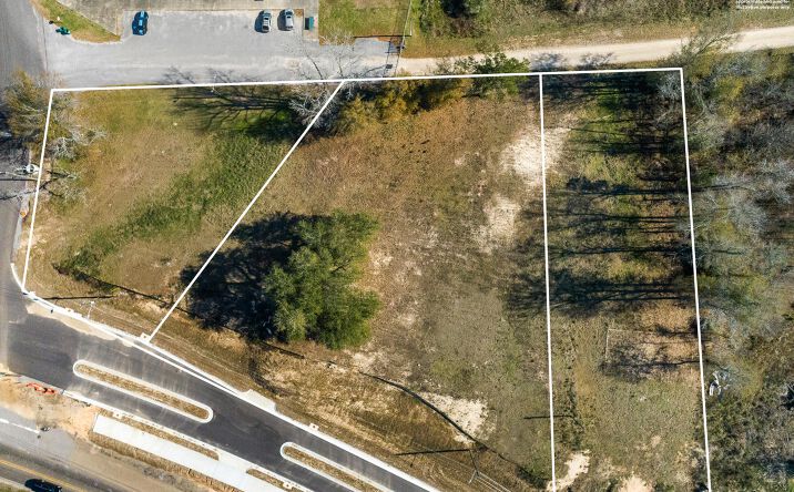 Pictures of Land property located at 1101 S Main St, Petal, MS 39465 for sales - image #1