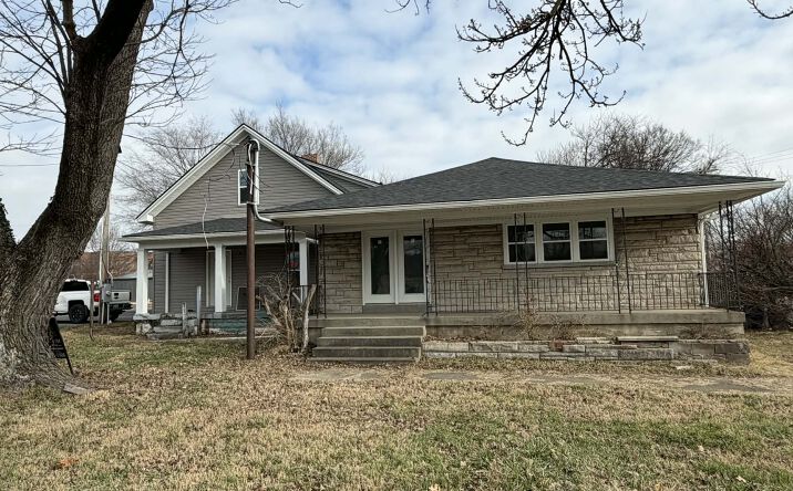 Pictures of Mixed Use, Office, Retail, Special Purpose property located at 3123 Dixie Hwy, Louisville, KY 40216 for sales - image #1