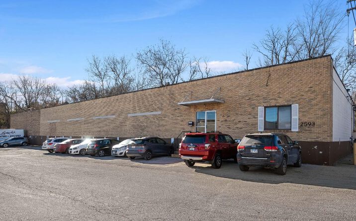 Pictures of Industrial property located at 2593 S Hanley Rd, Brentwood, MO 63144 for sales - image #1