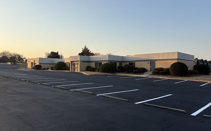 Pictures of Office property located at 1021 N Houston Rd, Warner Robins, GA 31093 for sales - image #1