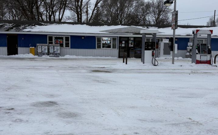 Pictures of Mixed Use, Retail property located at 210 N Hwy St, Otho, IA 50569 for sales - image #1