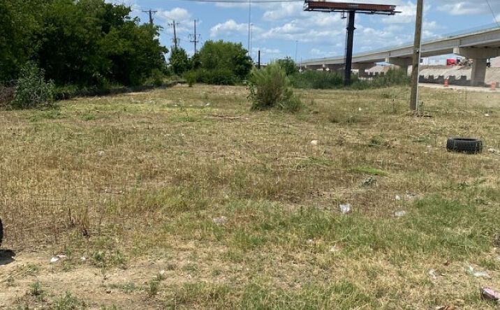 Pictures of Land property located at 1640 S Interstate 35E, Carrollton, TX 75006 for sales - image #1