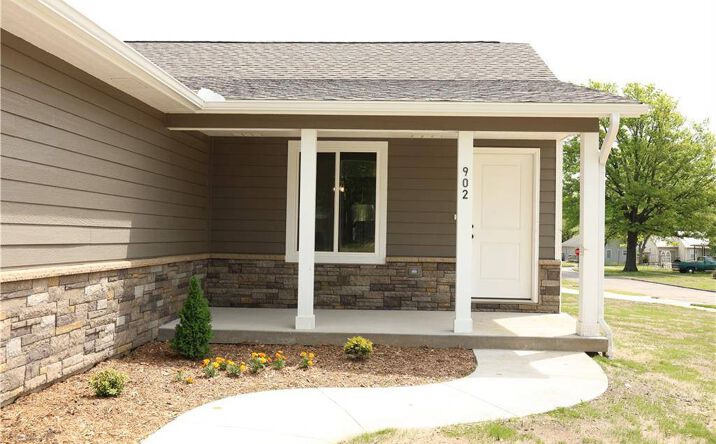 Pictures of Mixed Use property located at 902 N. 9th St., Neodesha, KS 66757 for sales - image #1