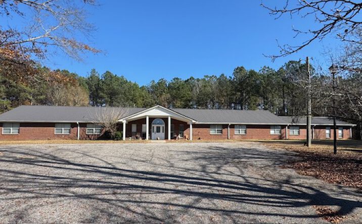 Pictures of Senior Living property located at 3147 Old Amy Rd, Laurel, MS 39443 for sales - image #1