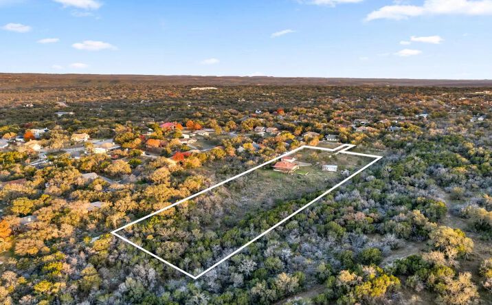 Pictures of Land property located at 3008 Vista Lane, 127187, TX 78654 for sales - image #1