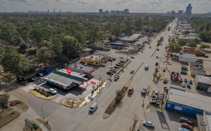 Pictures of Business for Sale property located at 1636 Gessner Rd, Houston, TX 77080 for sales - image #1