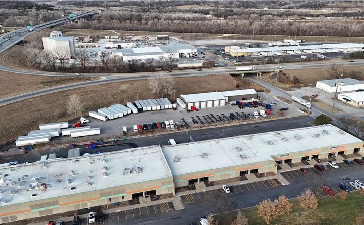 Pictures of Industrial, Retail property located at 336 S 42nd Street, Kansas City, KS 66106 for sales - image #1