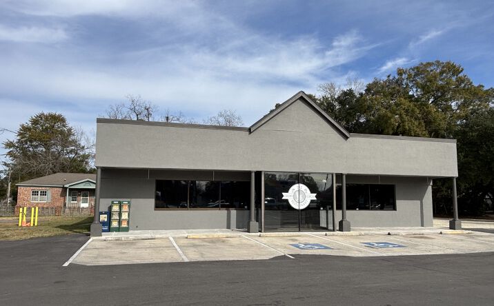 Pictures of Retail property located at 1740 Highmarket St, Georgetown, SC 29440 for sales - image #1