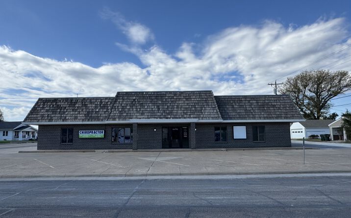 Pictures of Office property located at 1301 Pine St, Hays, KS 67601 for sales - image #1