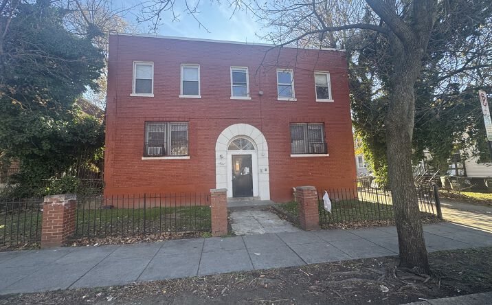 Pictures of Multifamily property located at 1411 T St SE, Washington, DC 20020 for sales - image #1