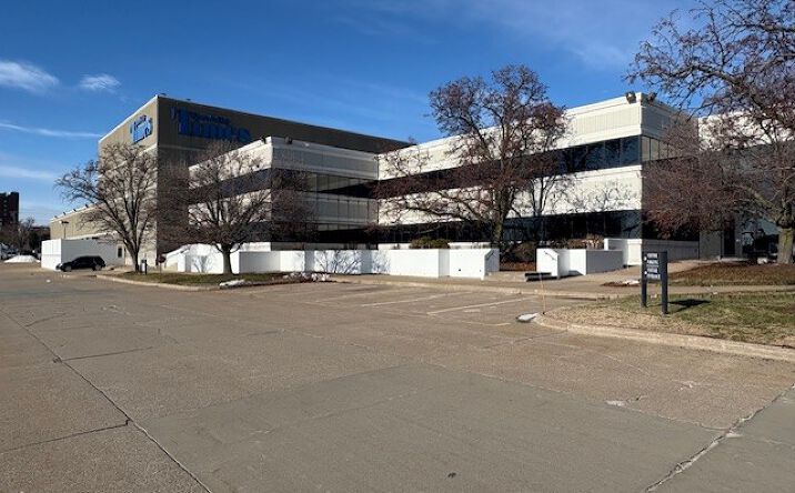 Pictures of Industrial property located at 500 E 3rd St, Davenport, IA 52801 for sales - image #1