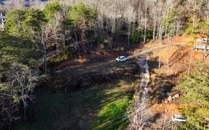 Pictures of Land property located at 4 Dakota Wy, Bryson City, NC 28713 for sales - image #1