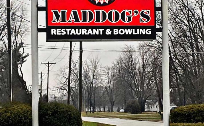 Pictures of Retail property located at 1616 Section St, Sullivan, IN 47882 for sales - image #1