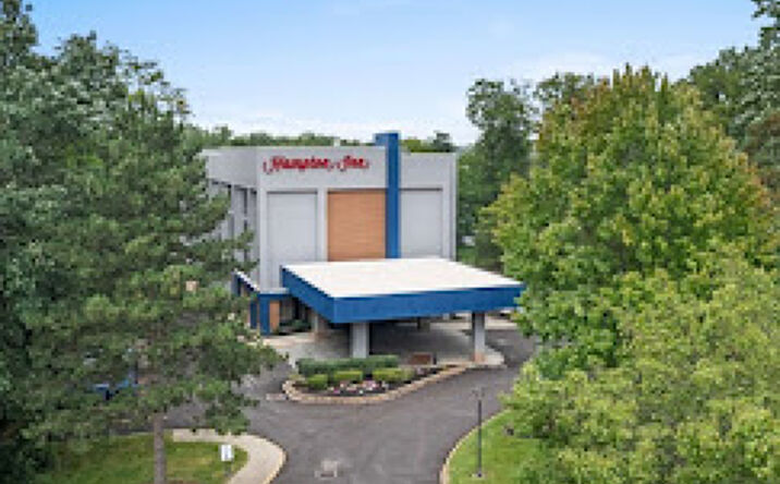 Pictures of Hospitality property located at 29690 Detroit Rd, Westlake, OH 44145 for sales - image #1
