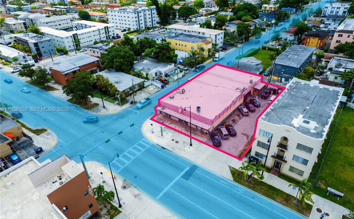 Pictures of Retail property located at 1910 SW 1st St, Miami, FL 33135 for sales - image #1