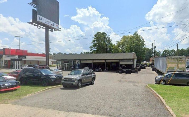 Pictures of Retail property located at 1890 N Columbia Street, Milledgeville, GA 31061 for sales - image #1