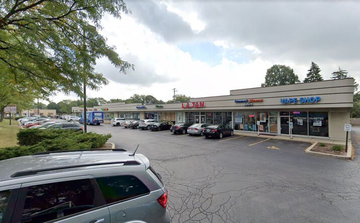 Pictures of Retail property located at 2823 Dundee Rd, Northbrook, IL 60062 for sales - image #1