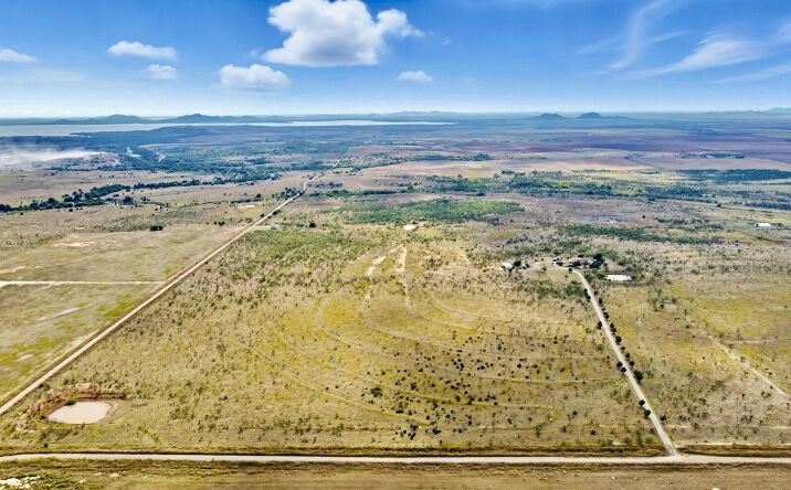 Pictures of Land property located at 22072 E 1500 Rd, Roosevelt, OK 73564 for sales - image #1