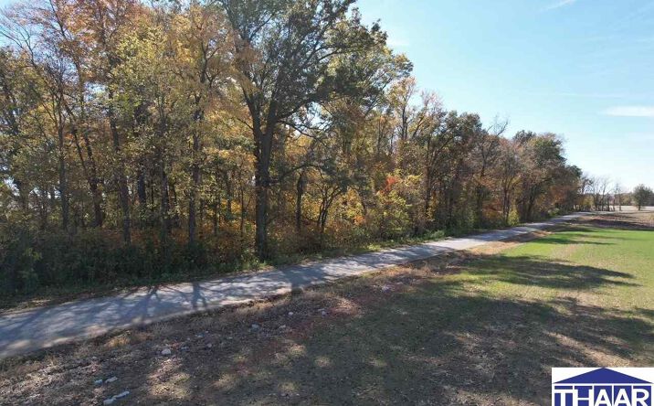 Pictures of Land property located at County Rd 7 SE, Carlisle, IN 47838 for sales - image #1