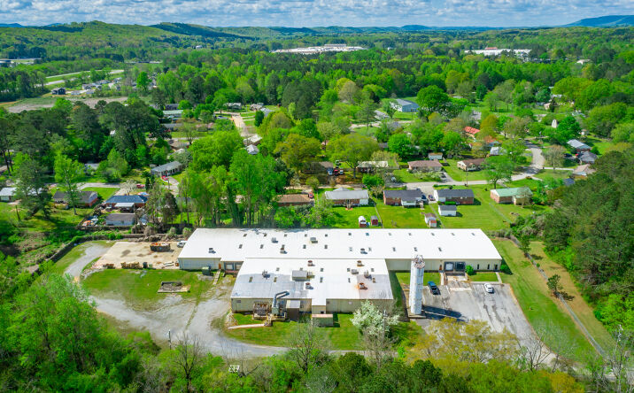 Pictures of Industrial property located at 1129 S Chattanooga St, LaFayette, GA 30728 for sales - image #1