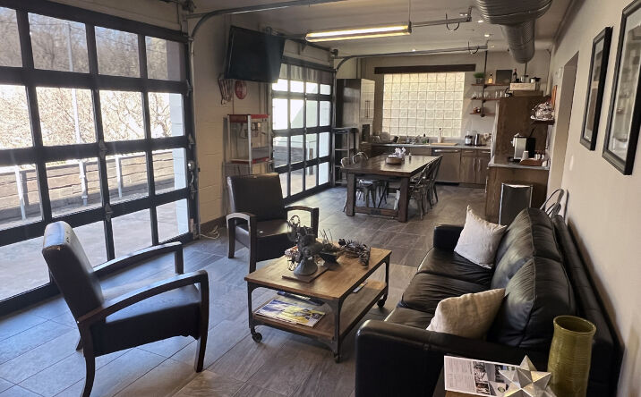 Pictures of Office property located at 328 Hemphill St, Fort Worth, TX 76104 for sales - image #1