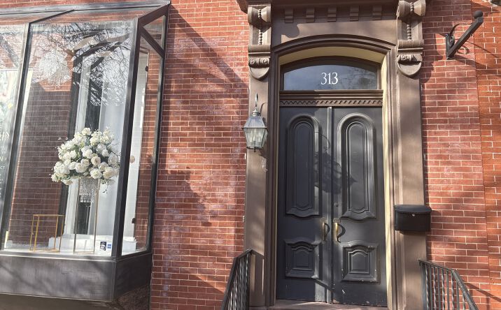 Pictures of Office, Retail property located at 313 E Market St, York, PA 17403 for sales - image #1