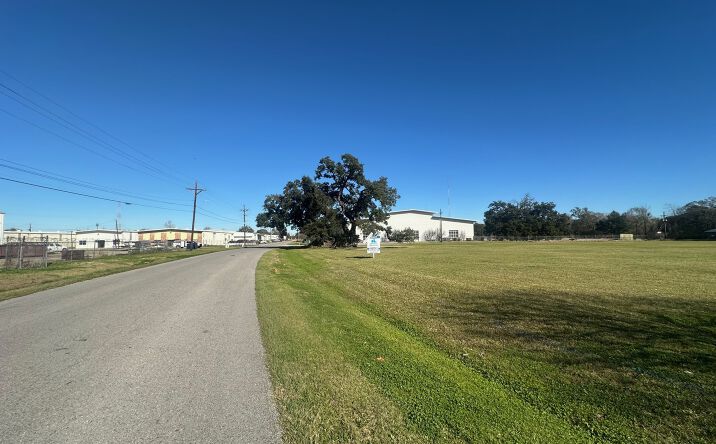 Pictures of Land property located at 201 S Bud St, Scott, LA 70583 for sales - image #1