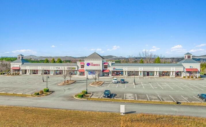 Pictures of Retail property located at 50-60 Firstwatch Dr, Moneta, VA 24121 for sales - image #1